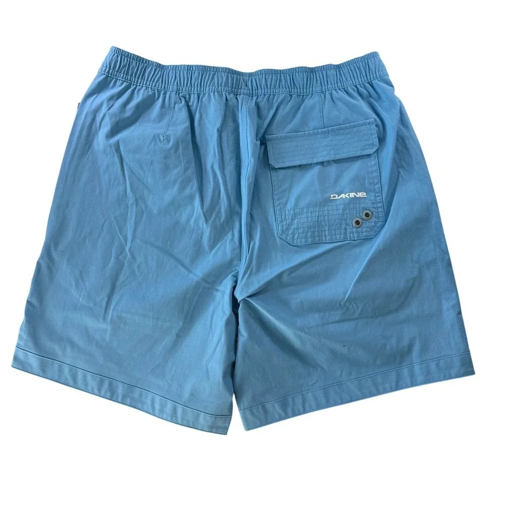 Dakine dive into